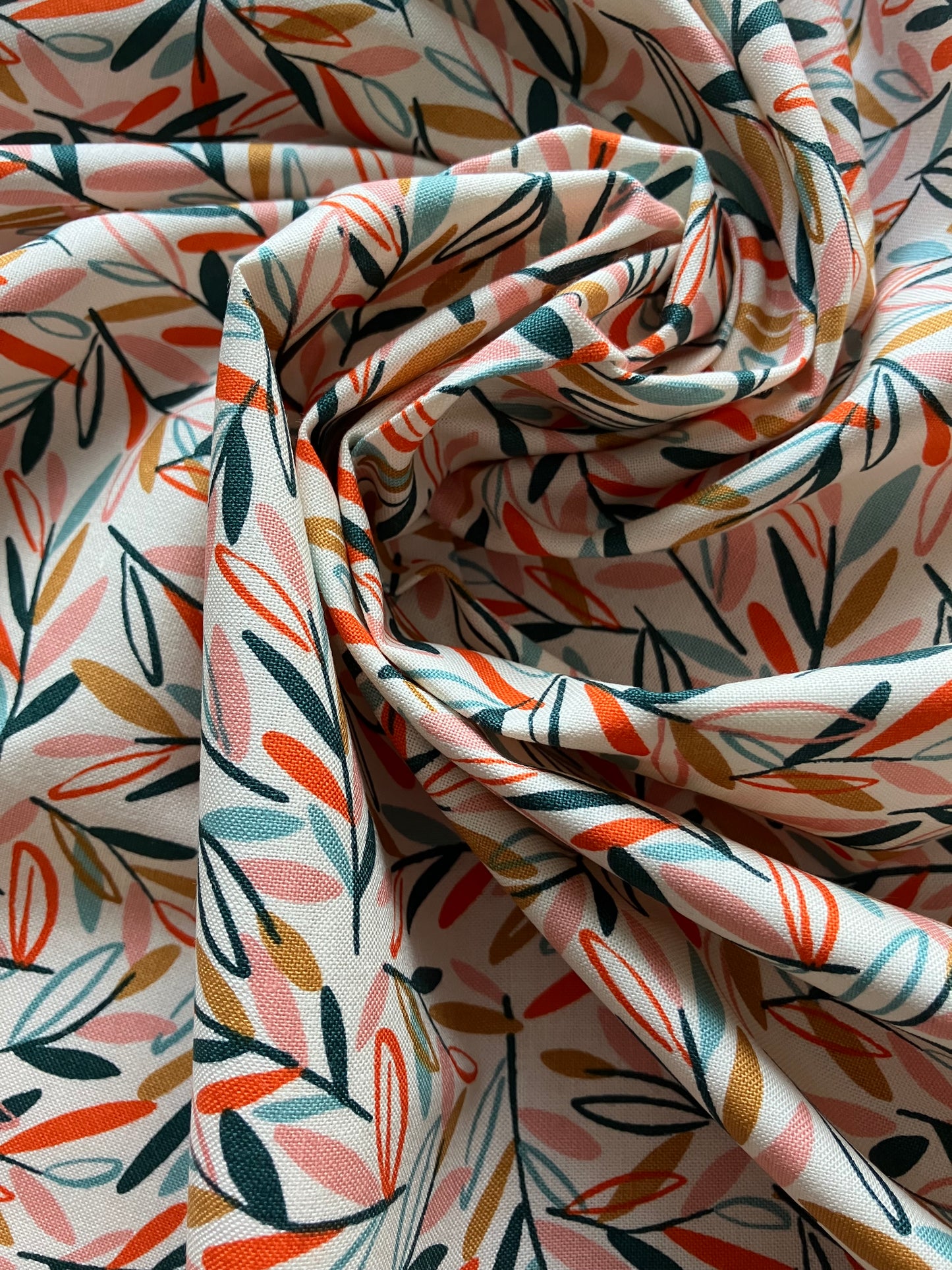 Things Above - Eggshell - Leaves