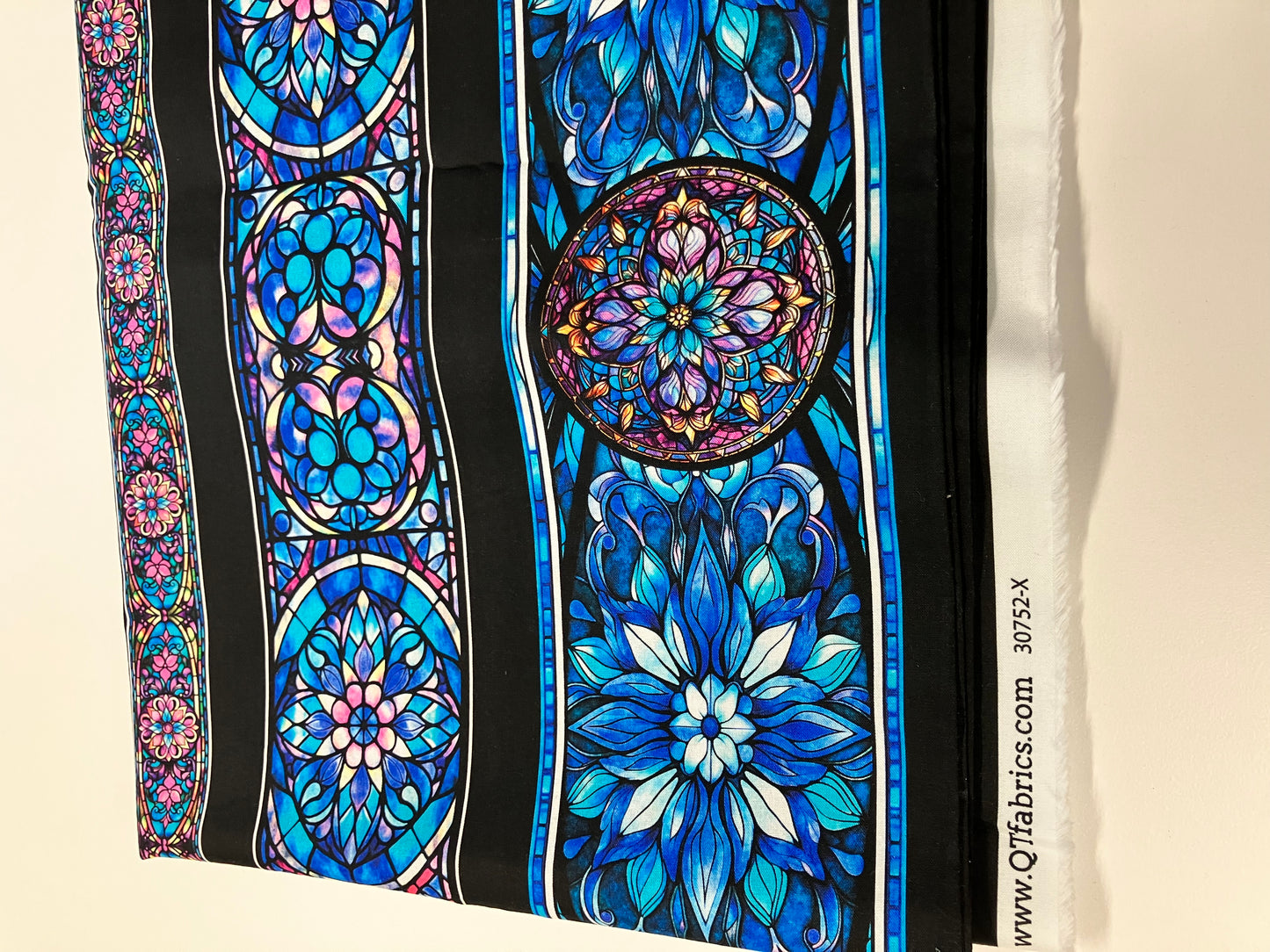 END OF BOLT - 165cm - Night Flight - Stained Glass Stripe