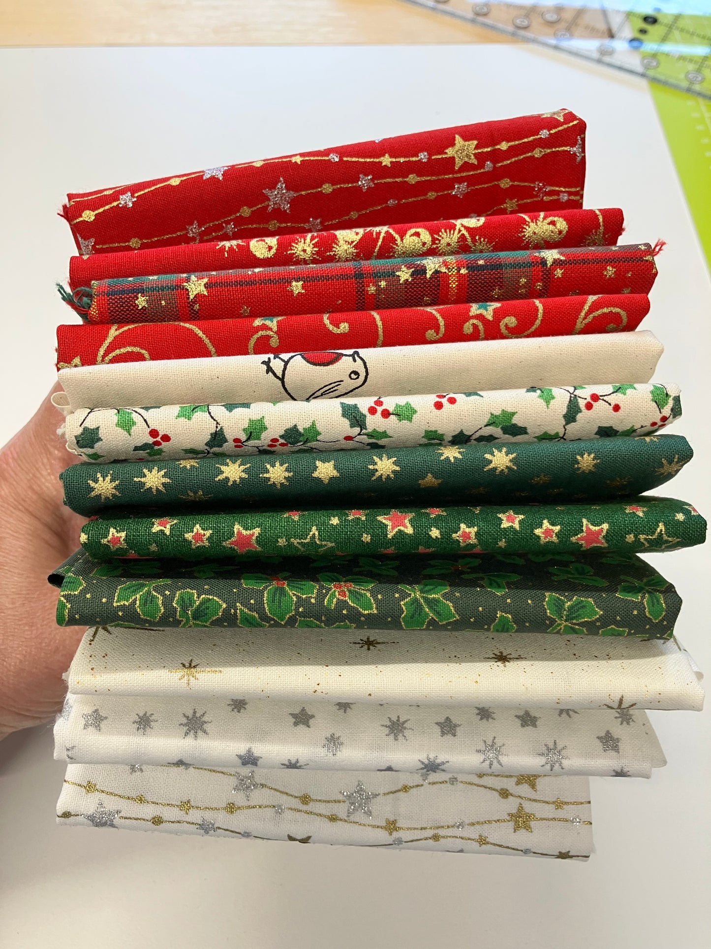 Christmas Fat Quarter Bundle