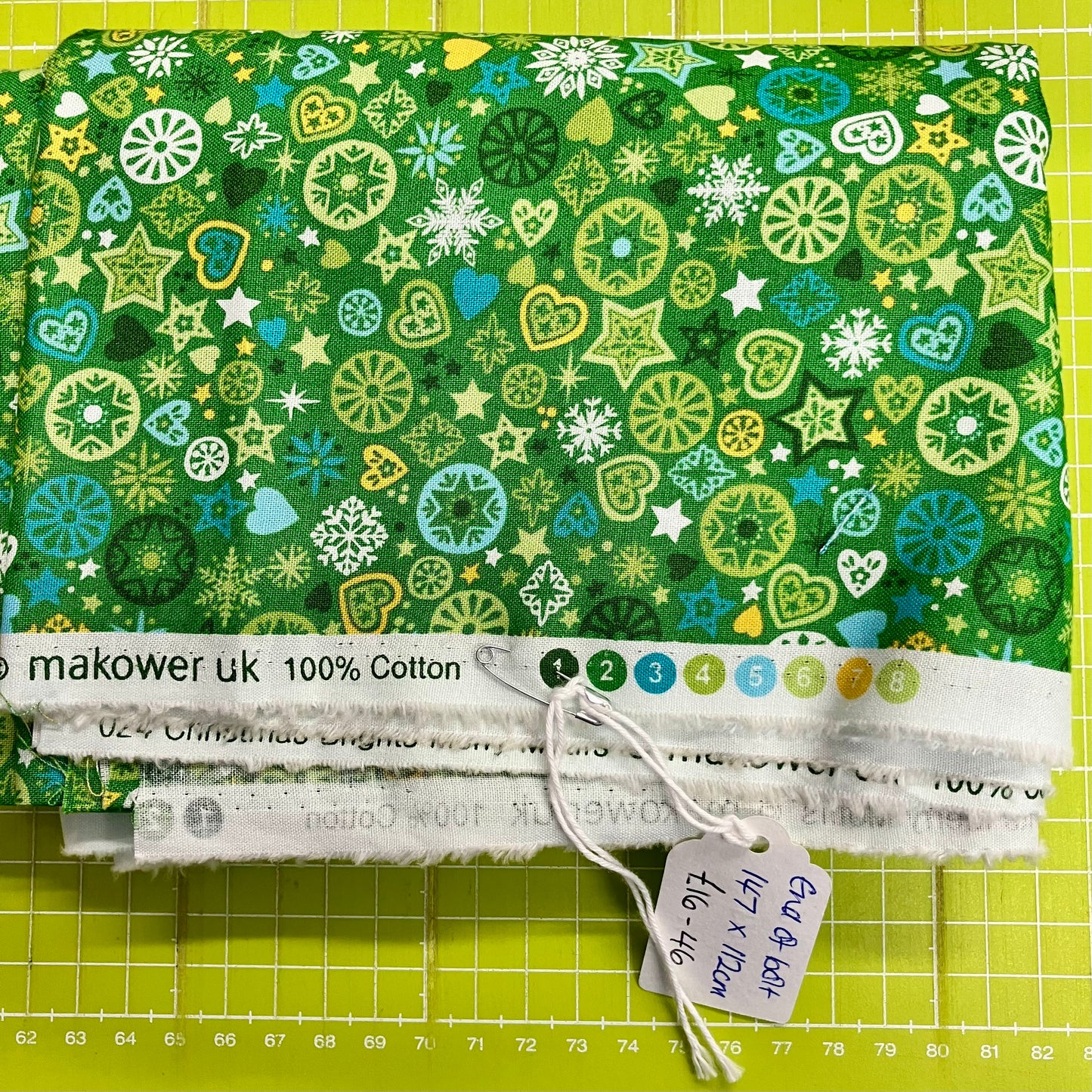 END OF BOLT 147CM Christmas Brights - Motifs - Green