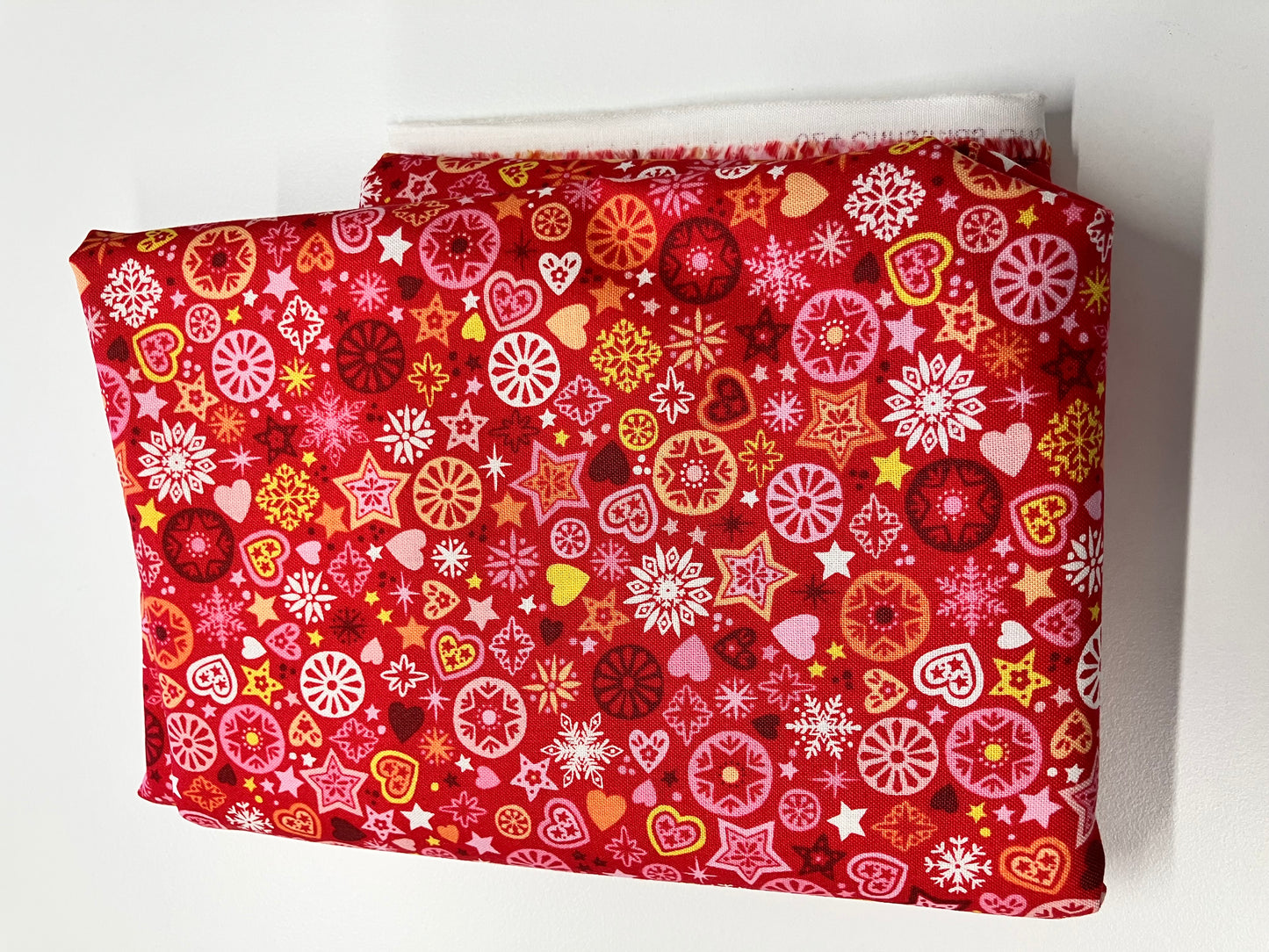 END OF BOLT - 148cm - Christmas Brights - Motifs - Red