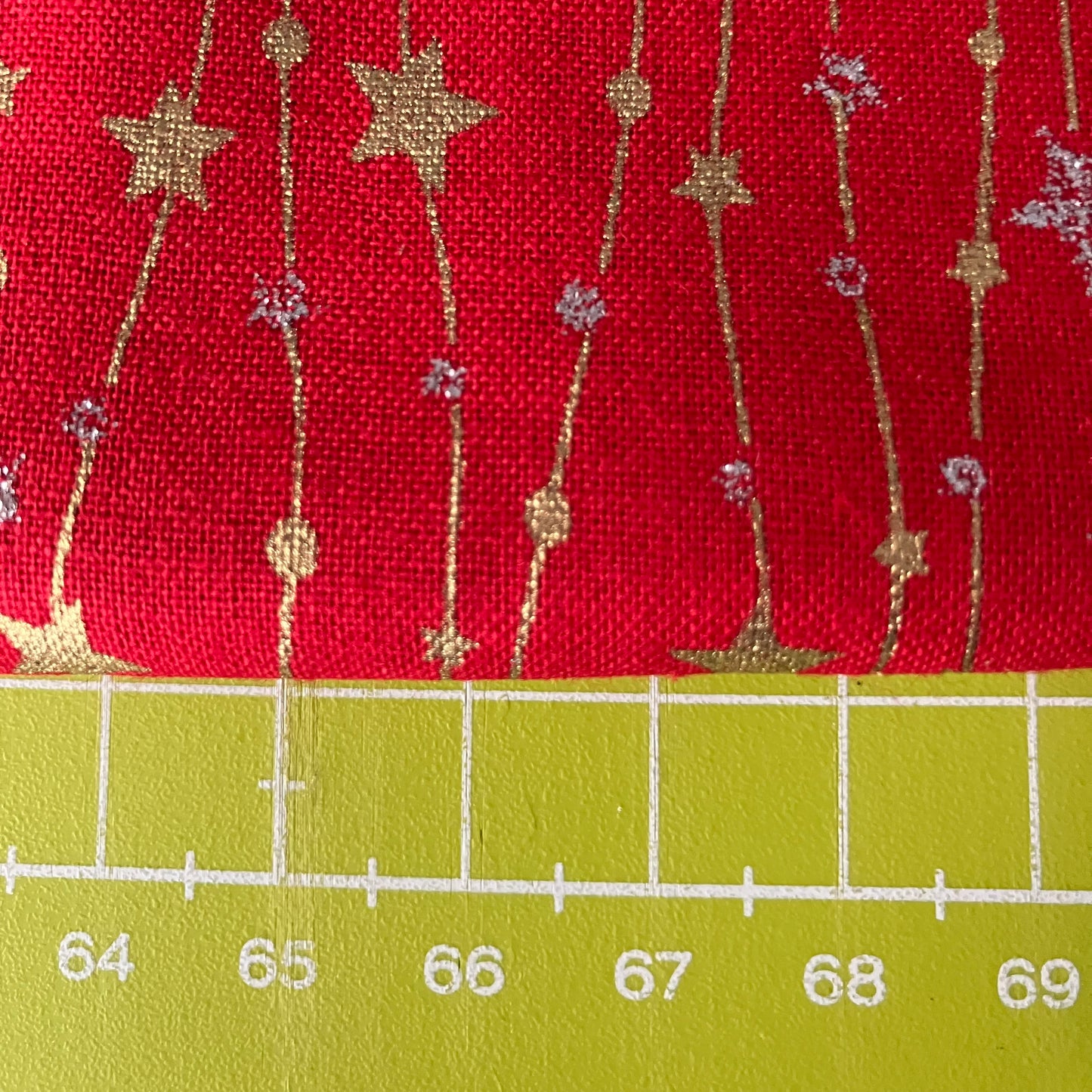 Streamers and Stars - Red