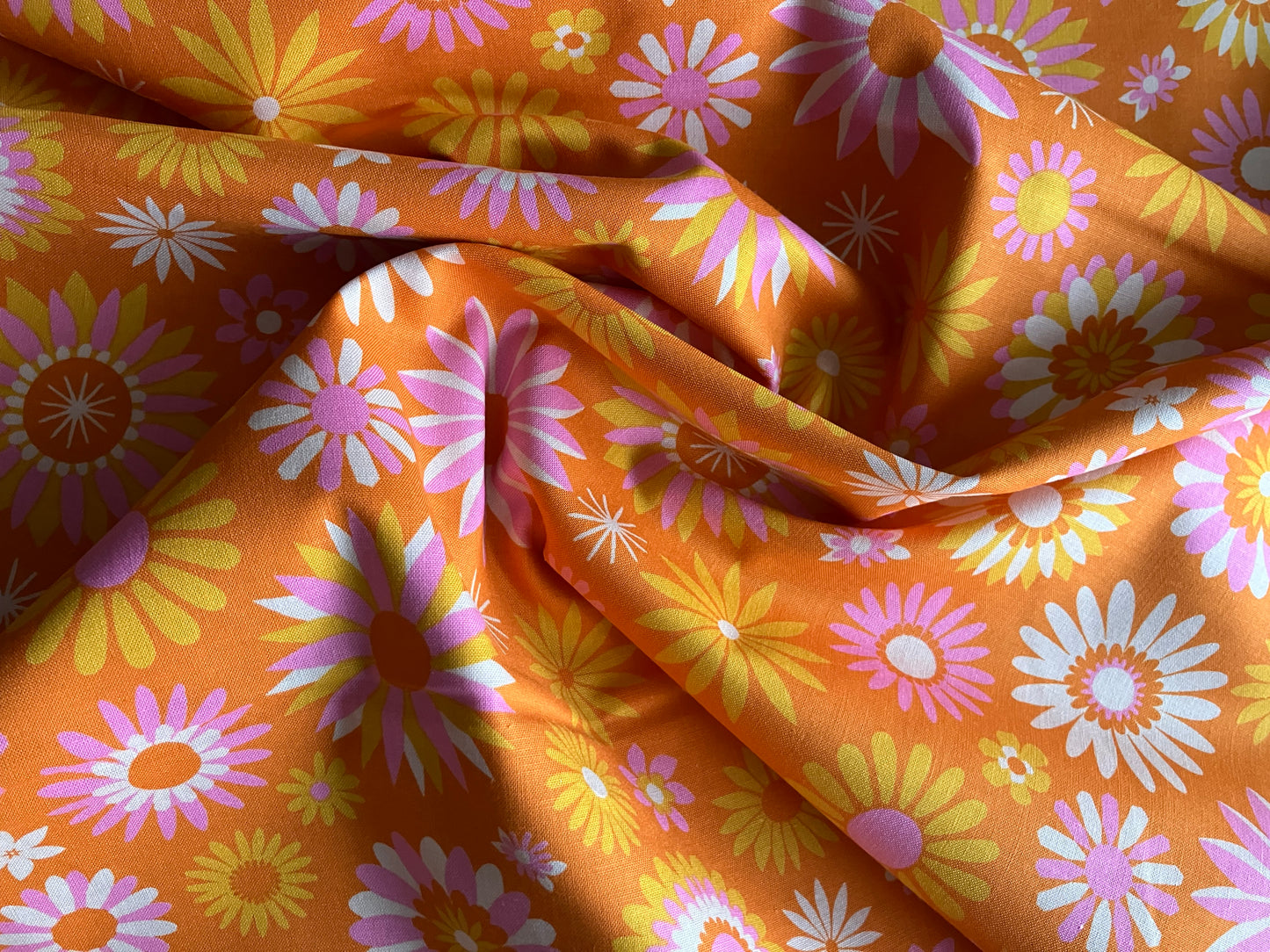 Carousel - Kaleidoscope - Orange