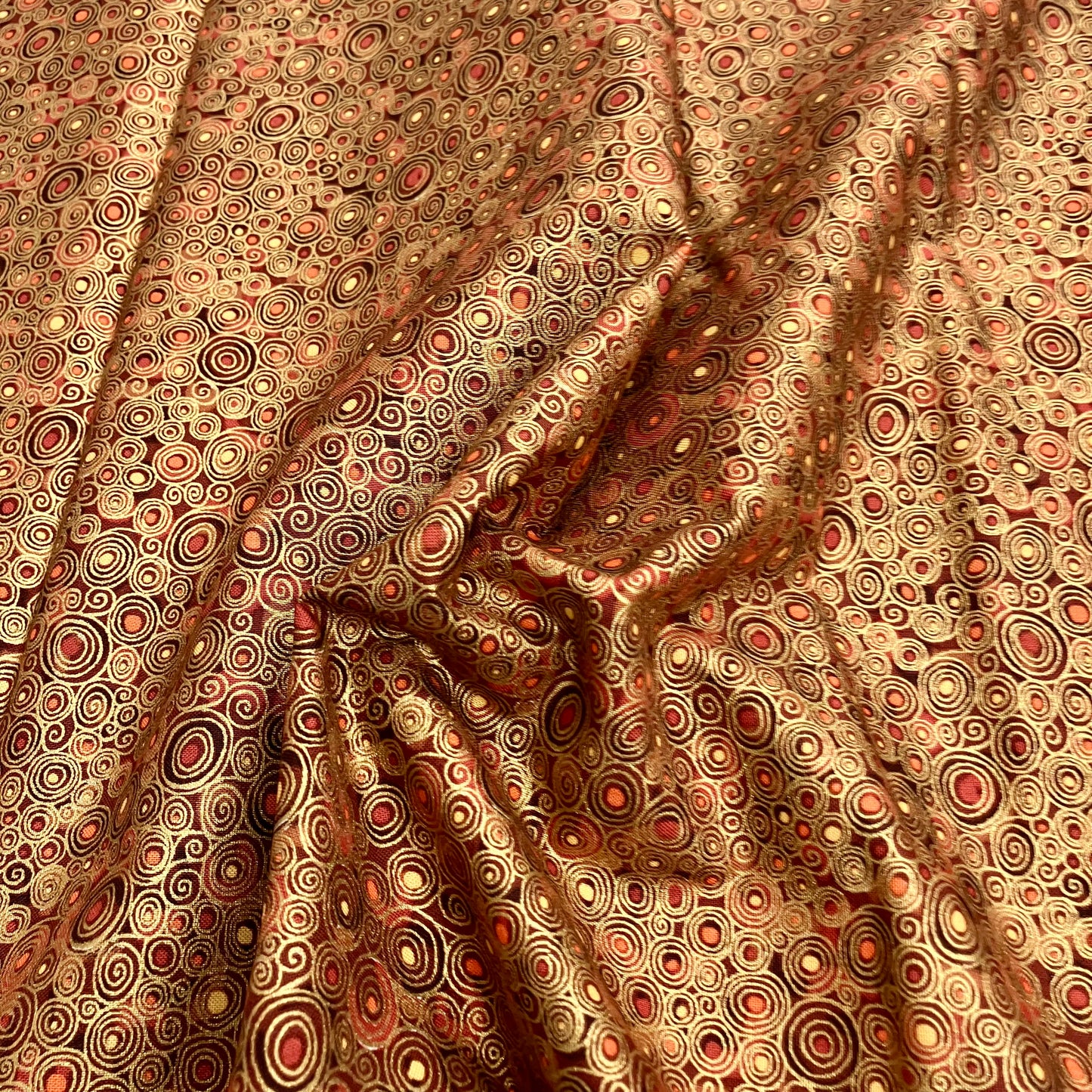 Golden - Scroll - Brown