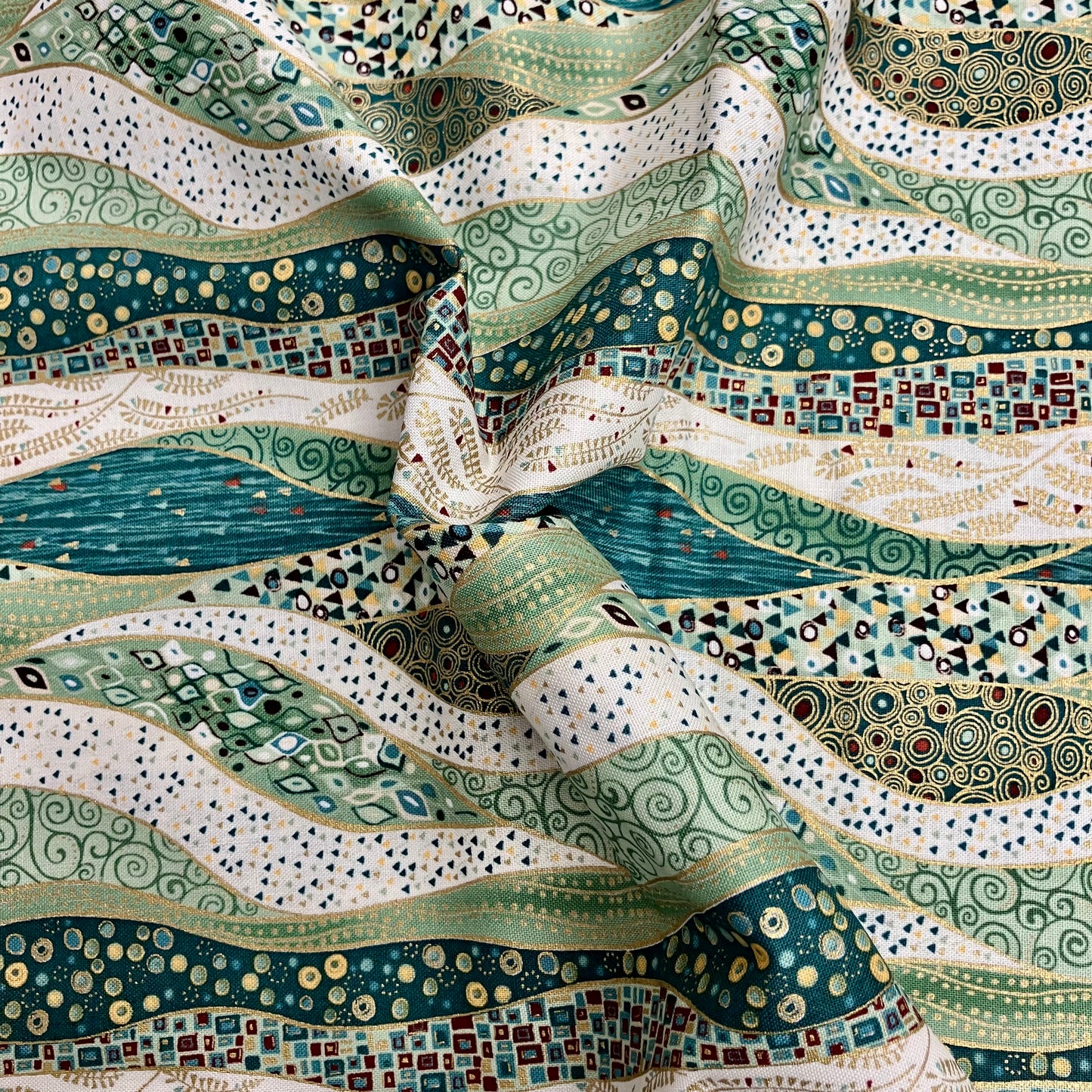 Golden - Wave - Green