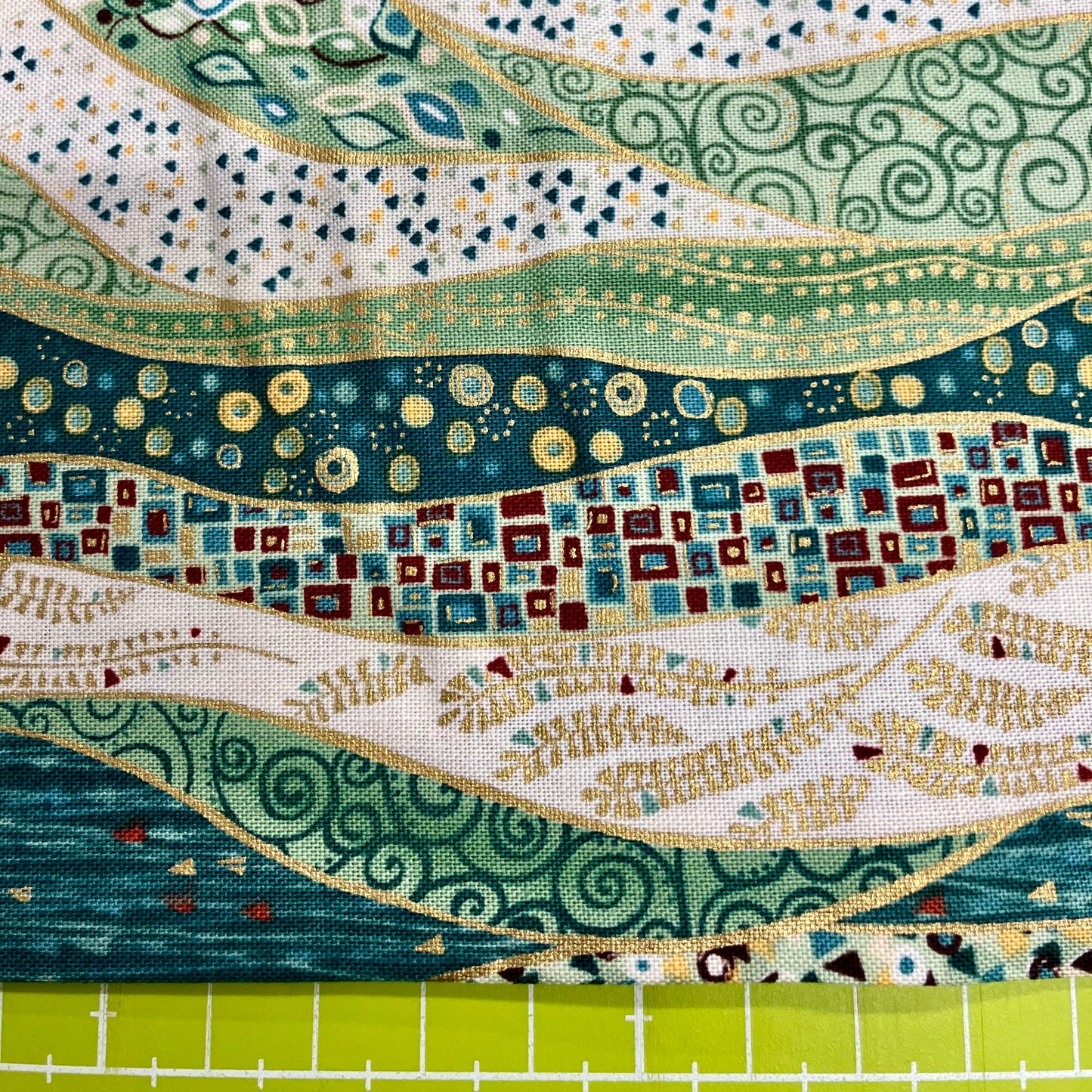 Golden - Wave - Green