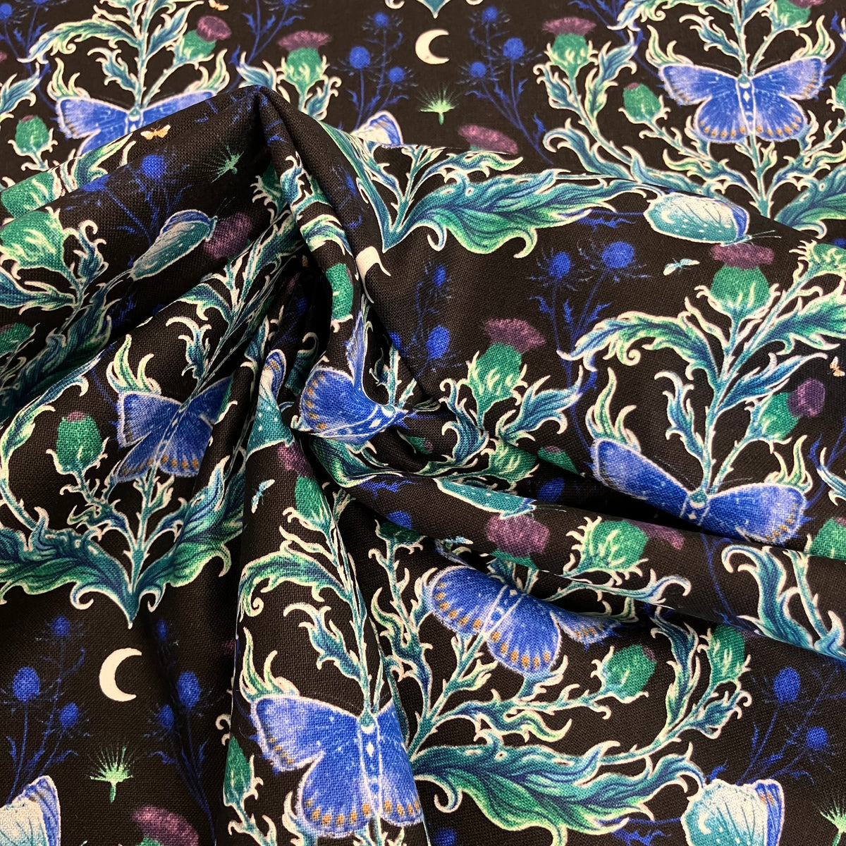 Jardin De Lune - Glow in the Dark - Butterflies with Greenery