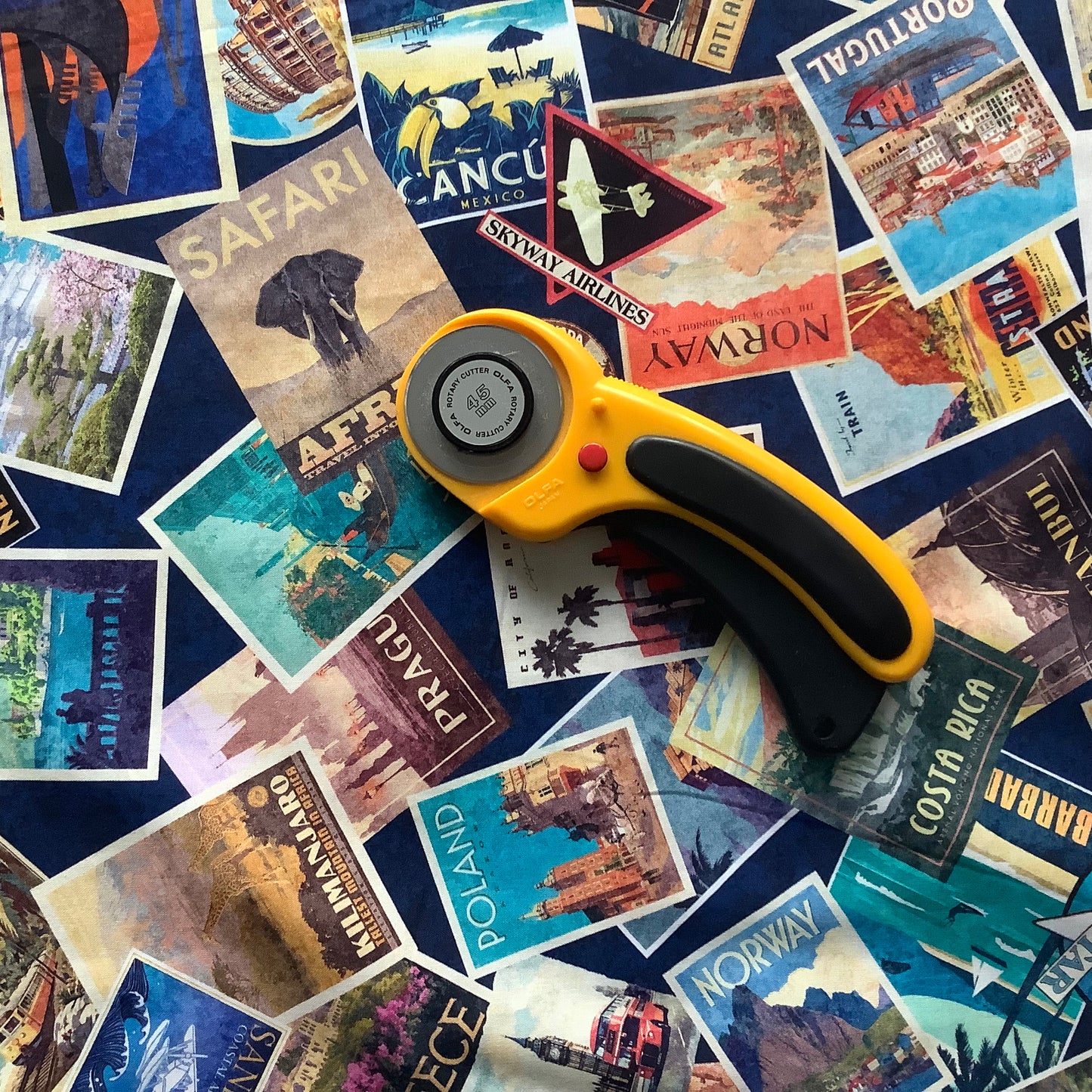 Globetrotter - Travel Posters