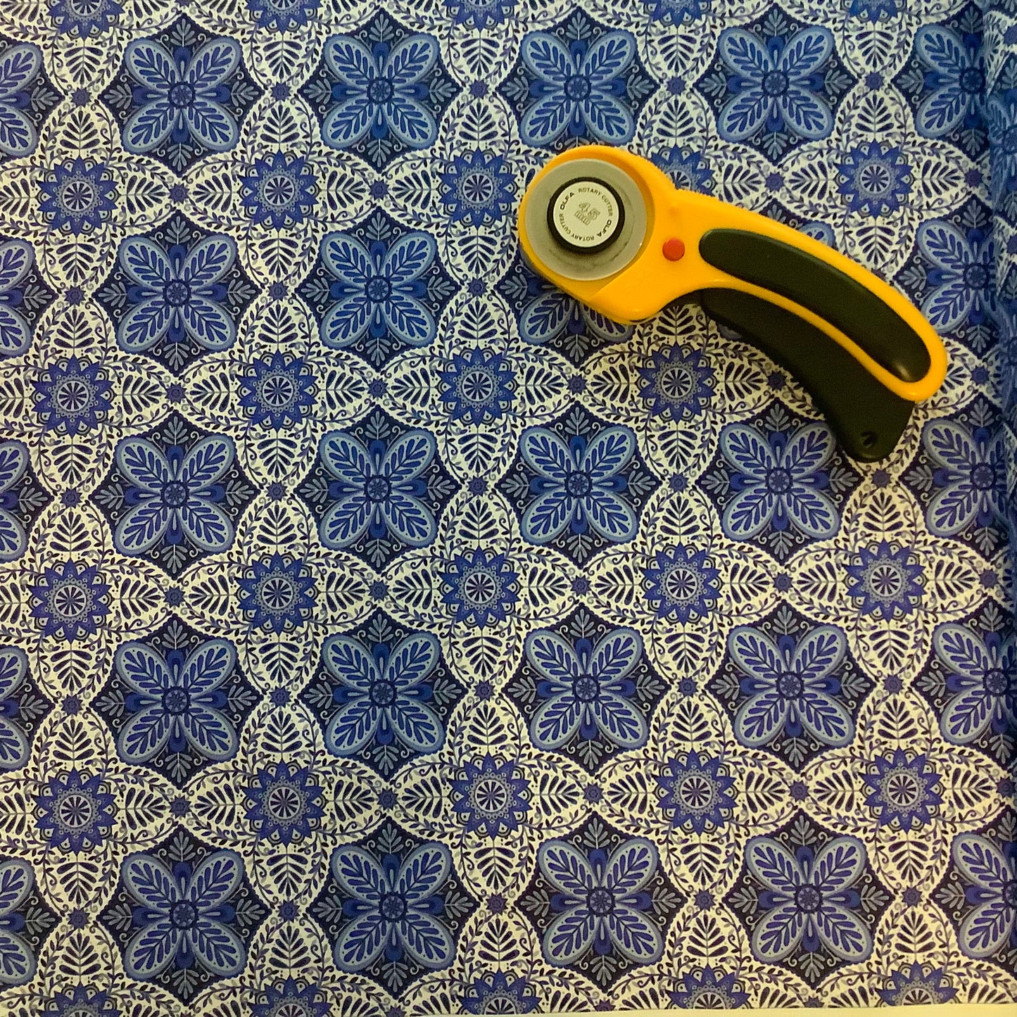 Folklorica - Medallion