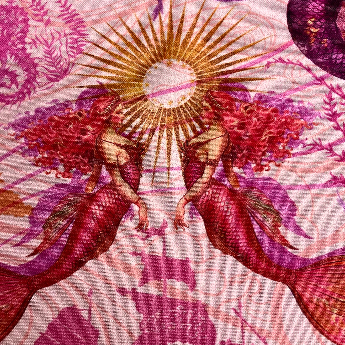 Divine Oceania - Mermaids - Pink