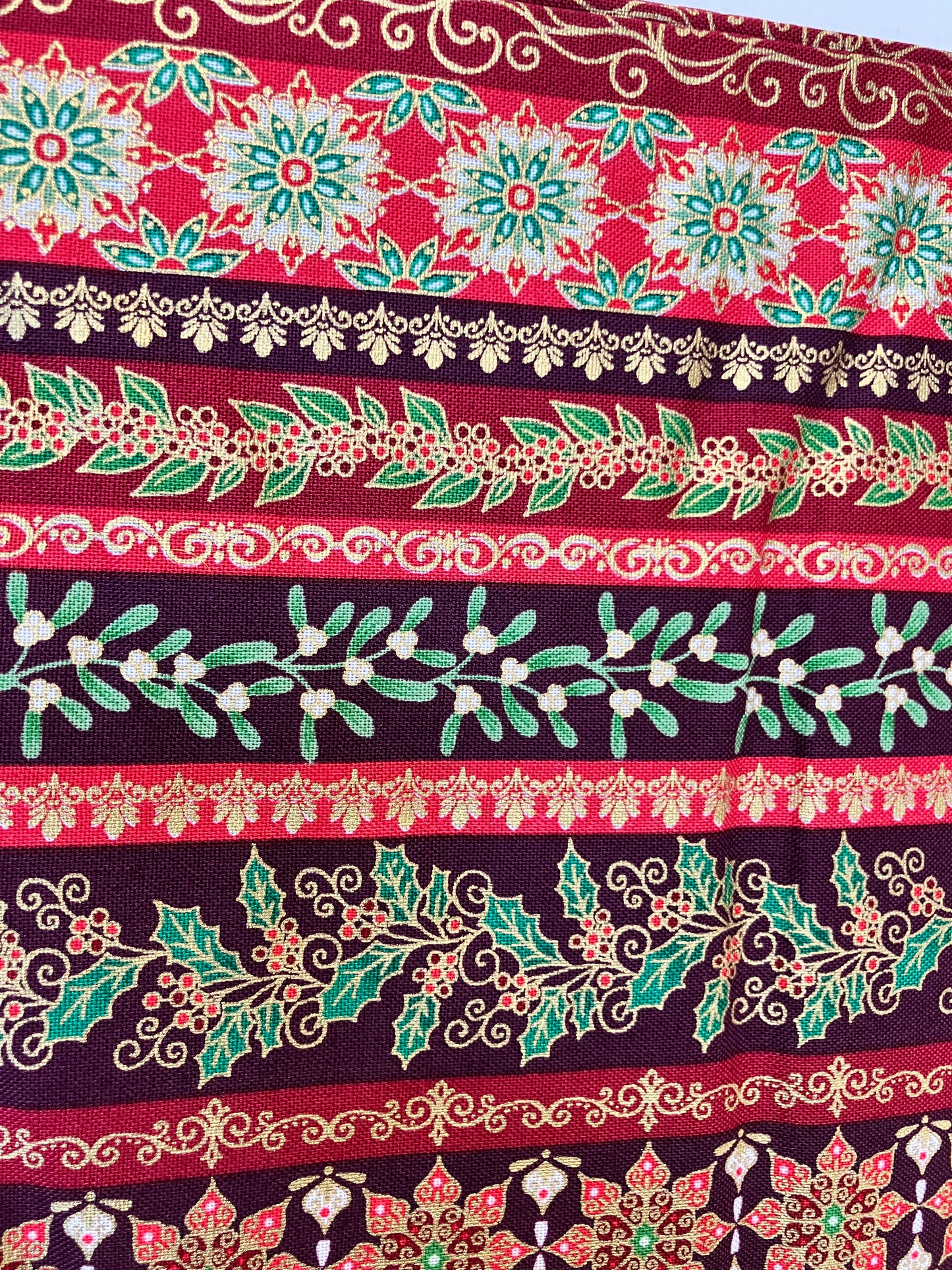 Adorn Garland Stripe Port