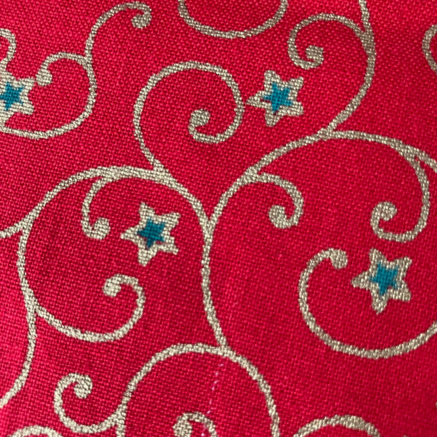 Scrolls and Stars - Red