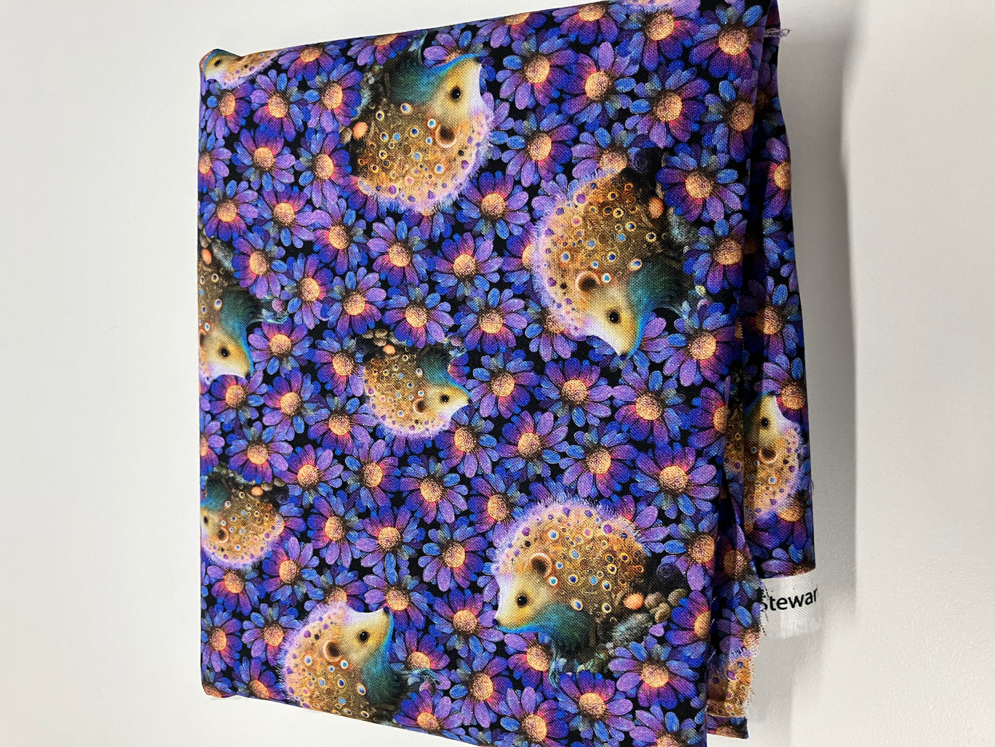 END OF BOLT 126cm - Night Garden - Hedgehogs