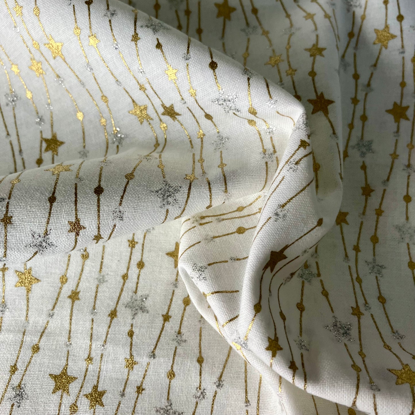 Streamers and Stars - White