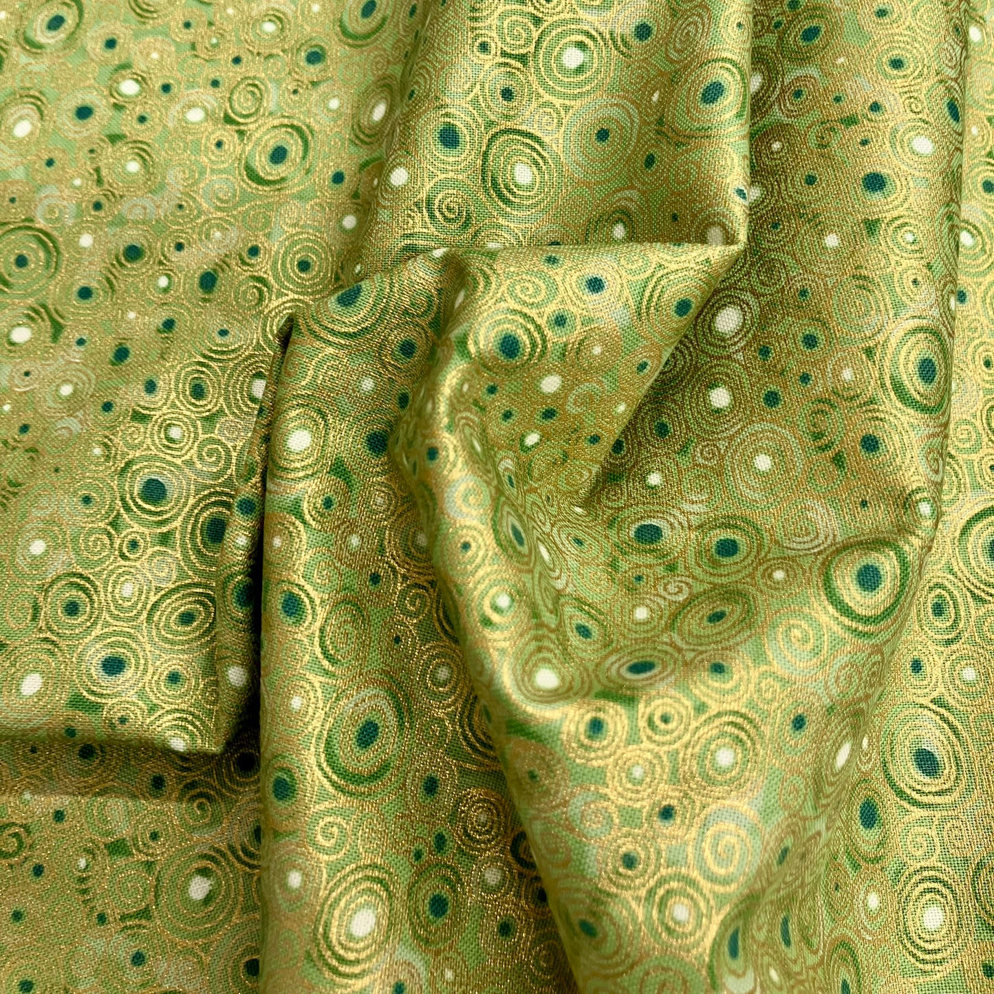 Golden - Scroll - Green