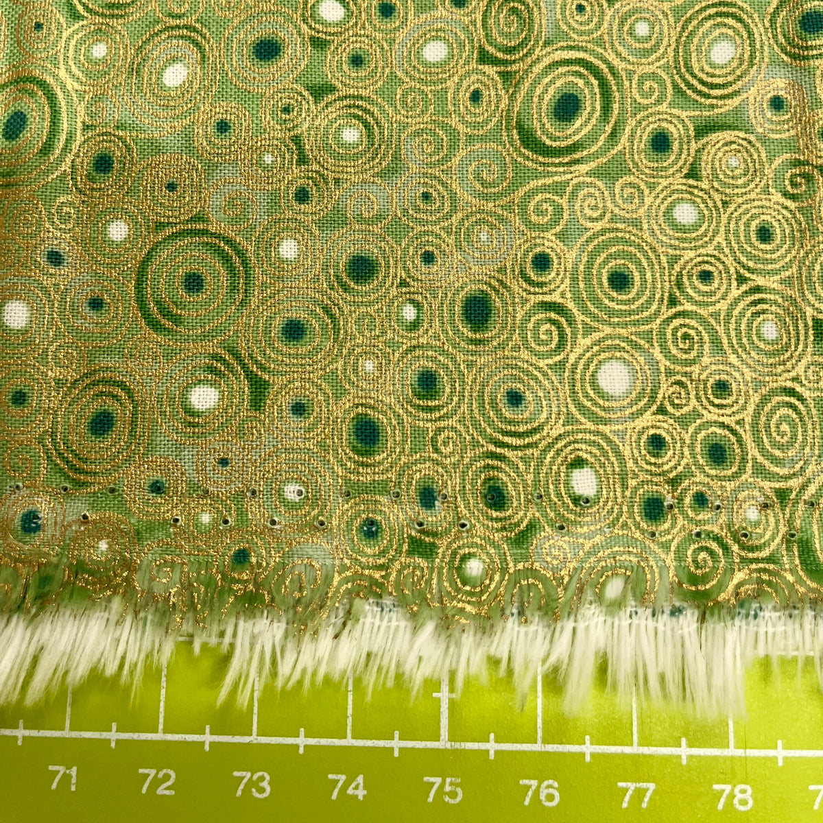 END OF BOLT - 117cm - Golden - Scroll - Green