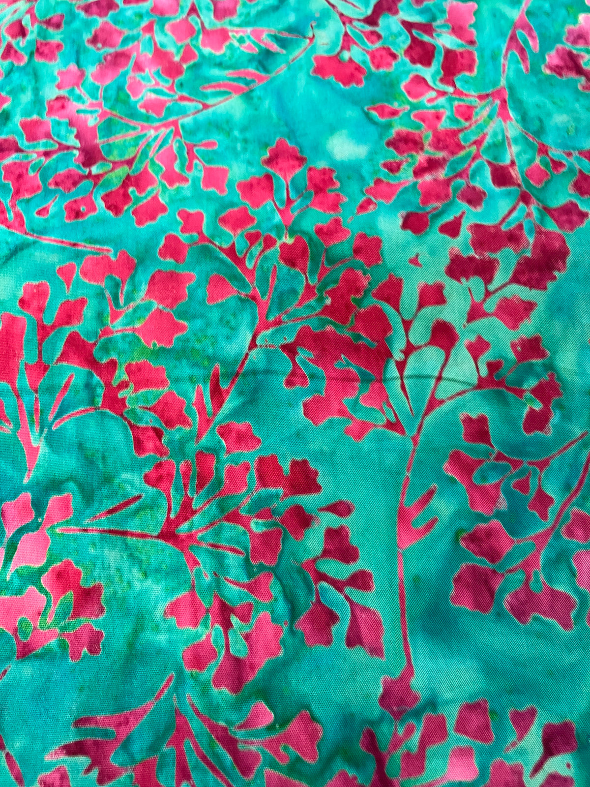 Raspberry Spray - Batik