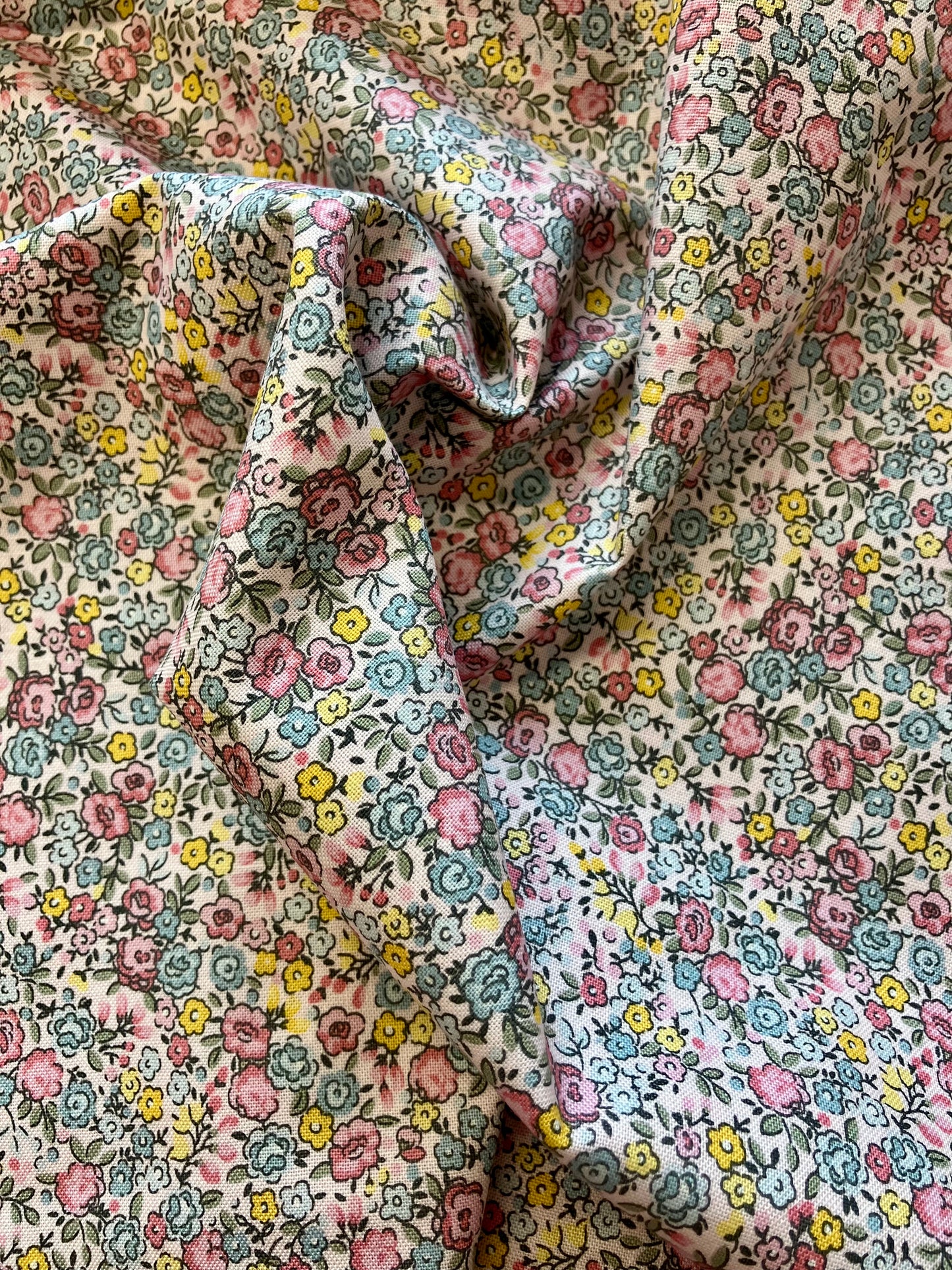 Petite Fleur - Meadow - Pink