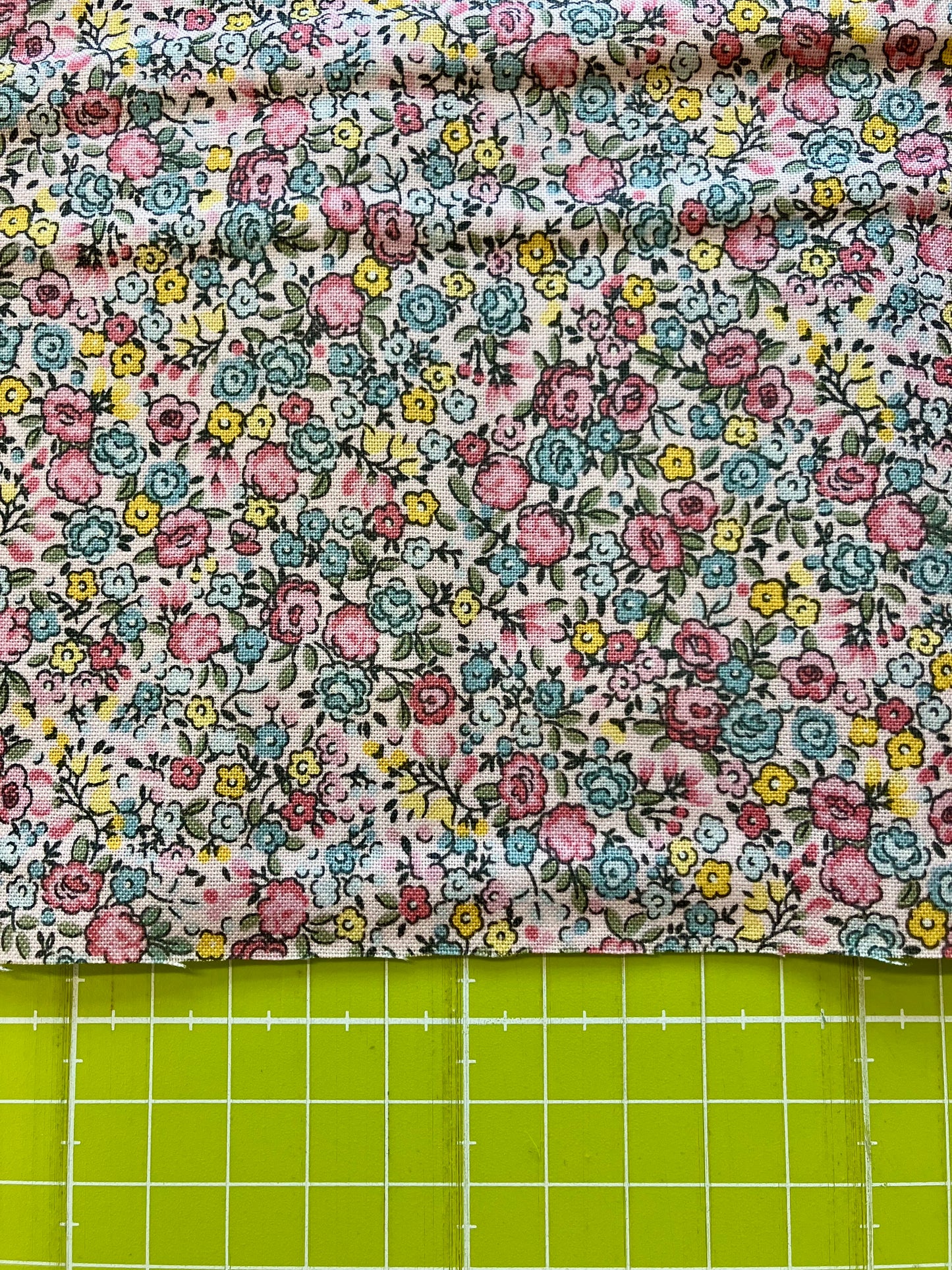 Petite Fleur - Meadow - Pink