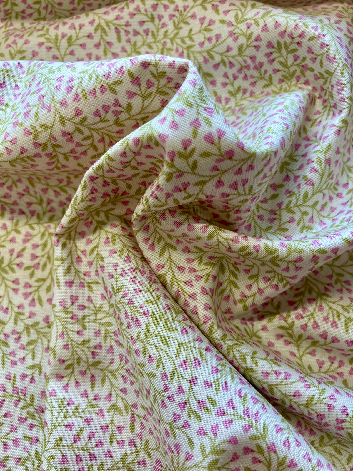 Petite Fleur - Vine - Pink