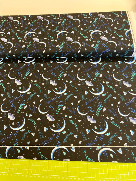 Jardin De Lune - Crescent Moon with Butterflies