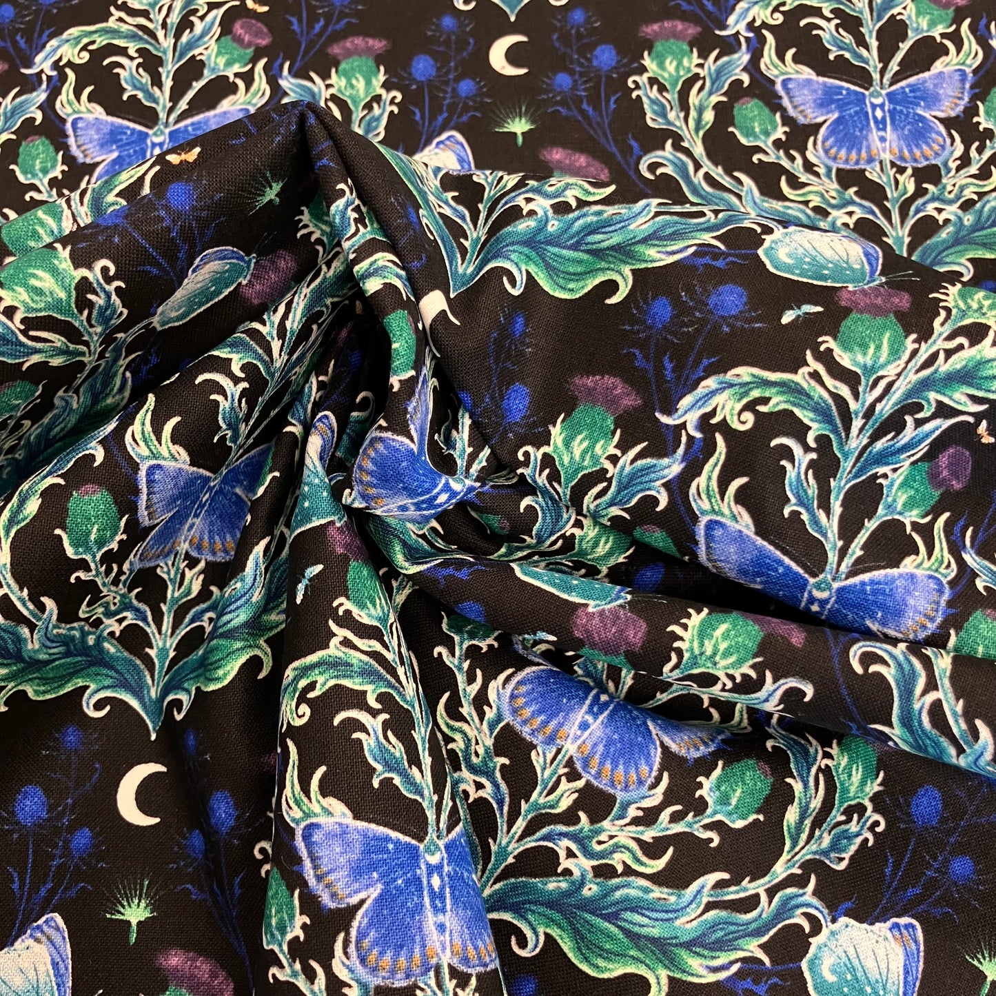 Jardin De Lune - Glow in the Dark - Butterflies with Greenery